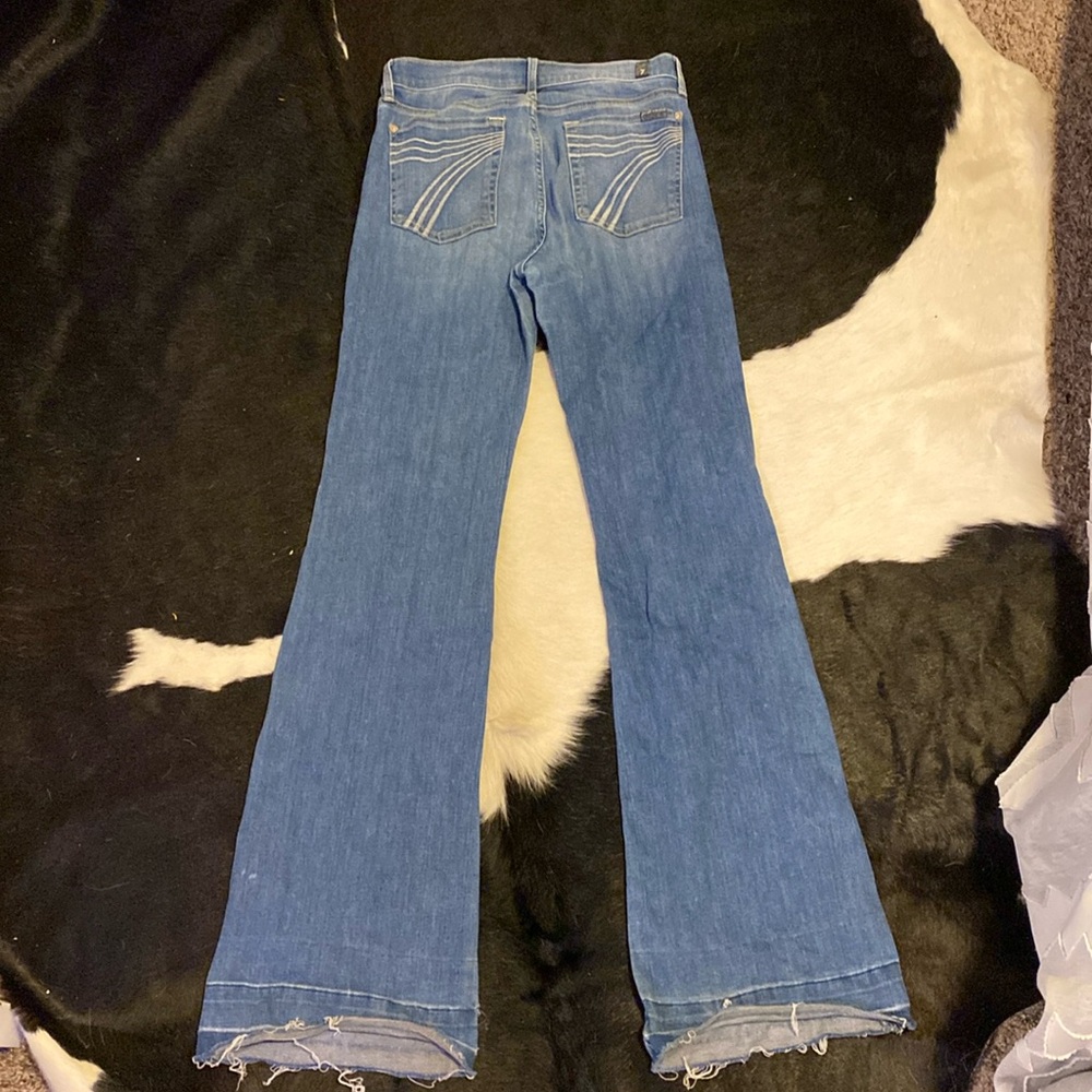Light wash seven dojo size 29!